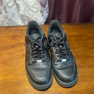 Nike Black Men's Sneakers​